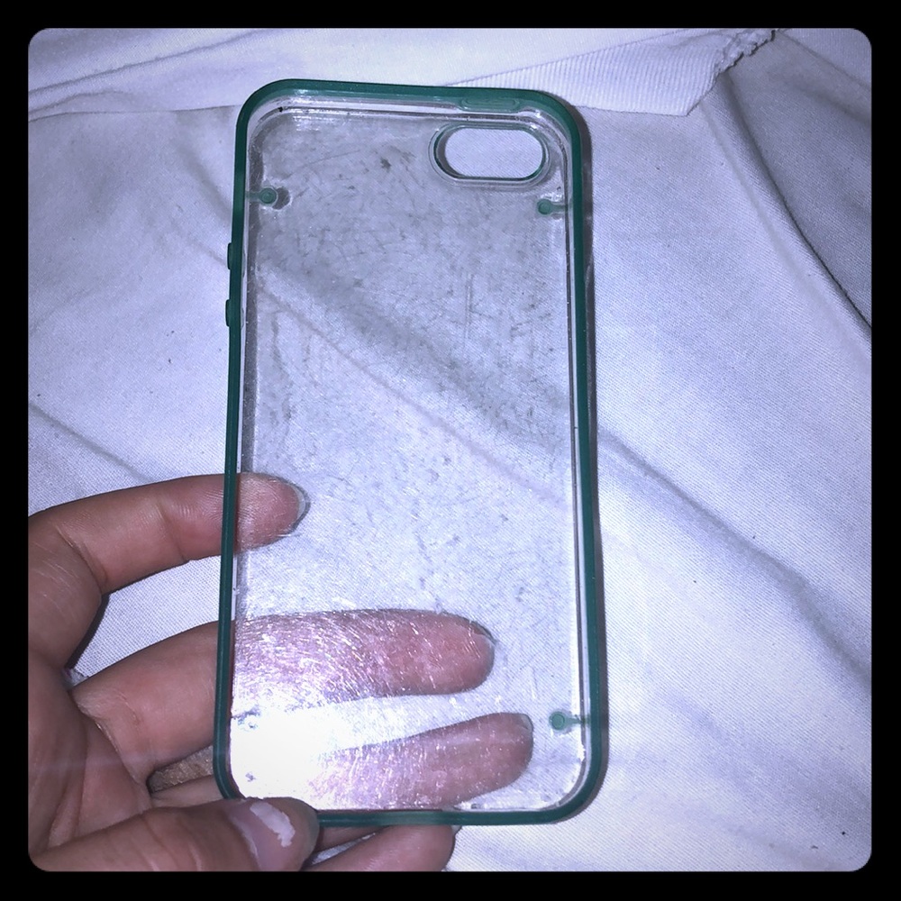 5s case used once- one or two scratches